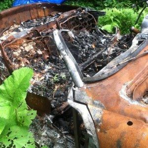 1957 Mercedes 190SL burned up and for sale on Craigslist pass door